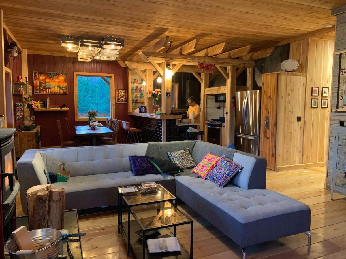 Ldr Lodge - Last Dollar Ranch Смитерс Экстерьер фото