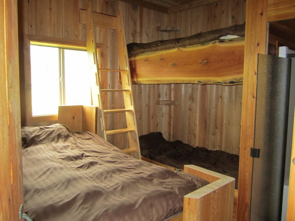 Ldr Lodge - Last Dollar Ranch Смитерс Номер фото