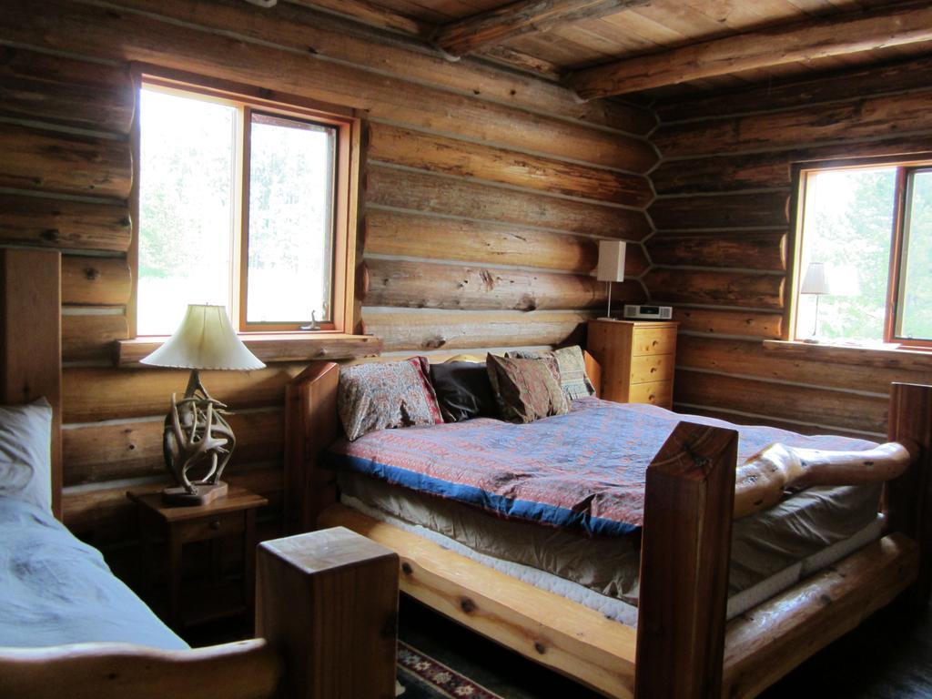 Ldr Lodge - Last Dollar Ranch Смитерс Экстерьер фото