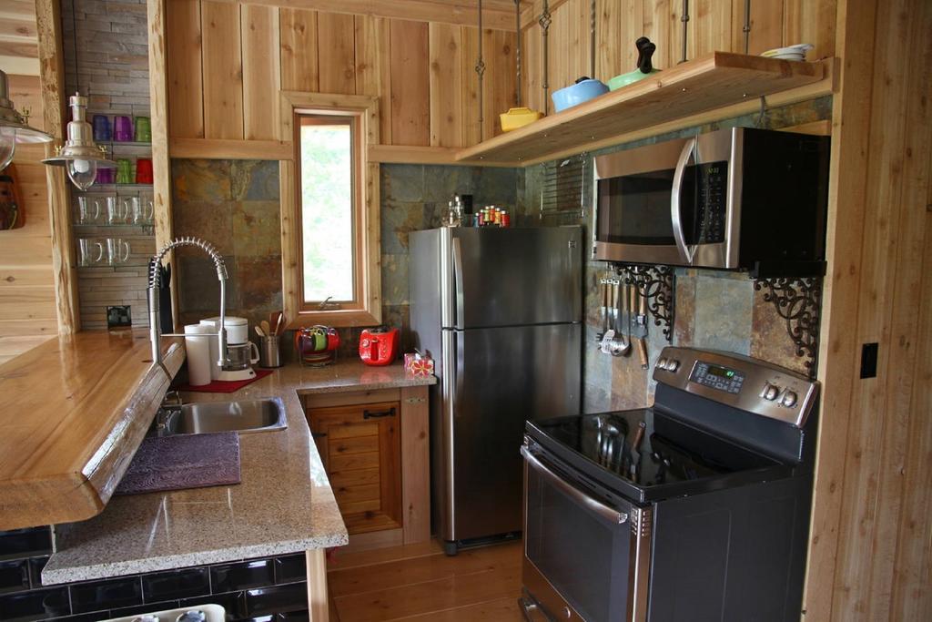 Ldr Lodge - Last Dollar Ranch Смитерс Экстерьер фото